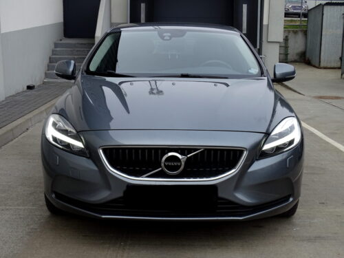 V40 (18)