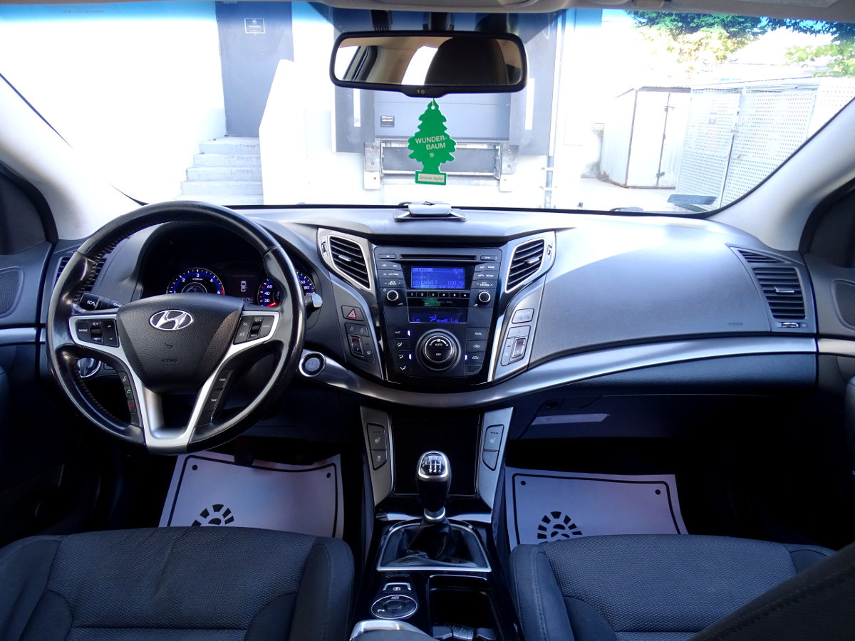 Hyundai (12)