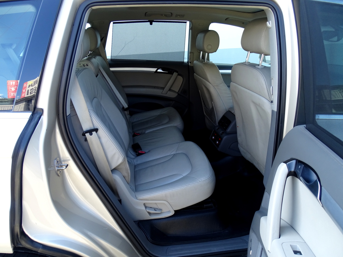 Audi q7 (8)