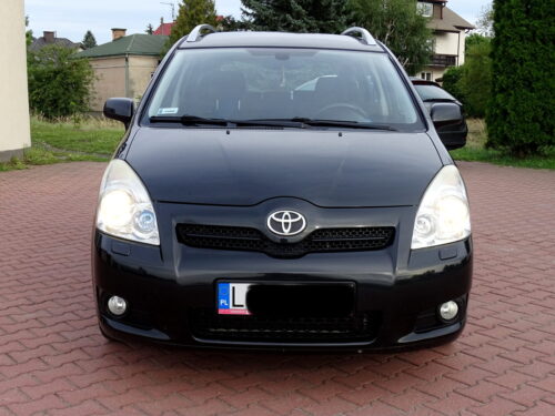 Corolla verso (18)