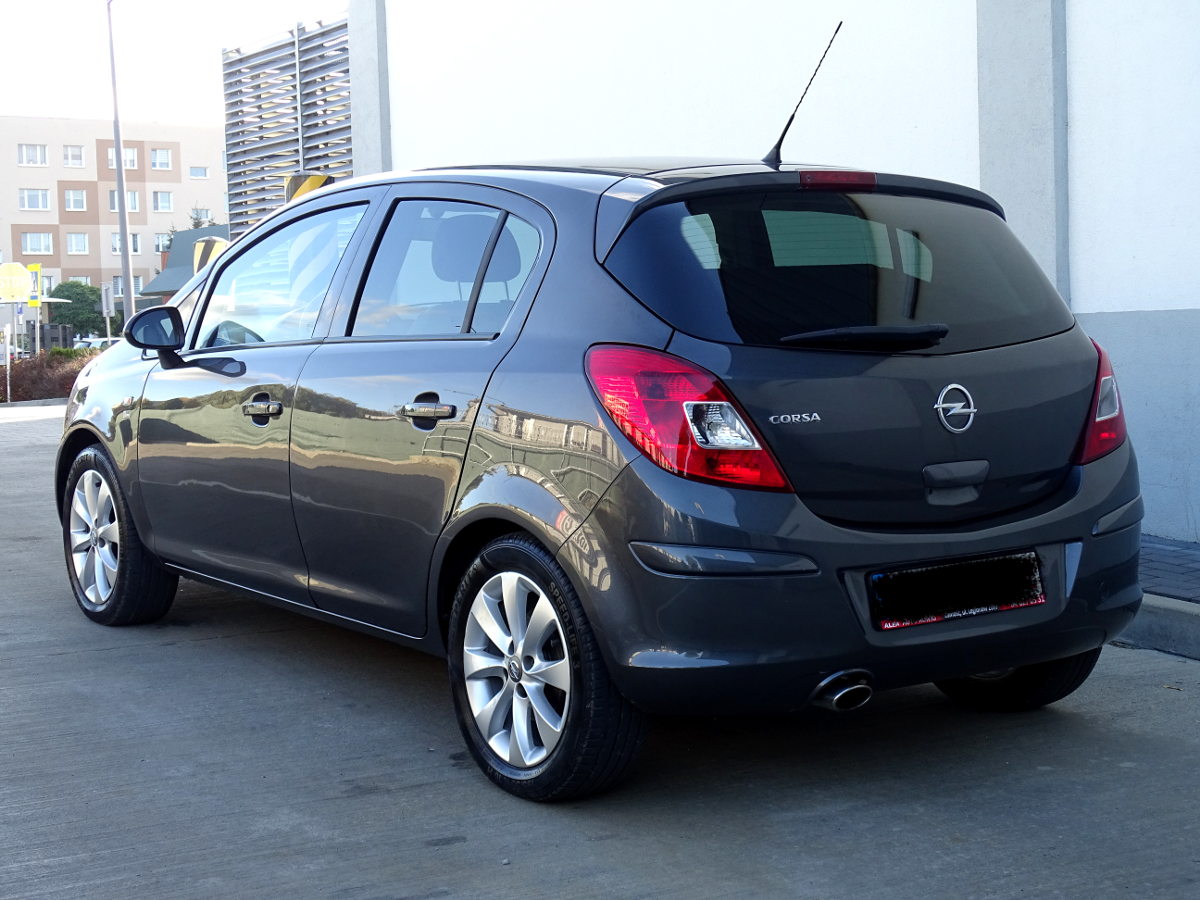 Corsa (15)
