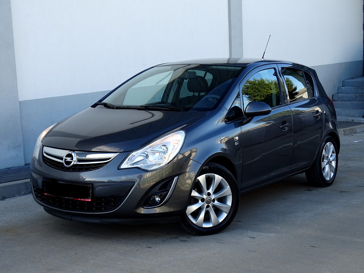 Corsa (20)